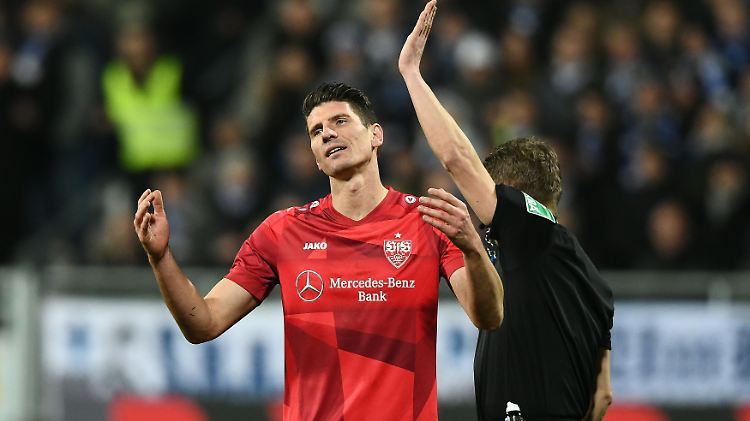Derzeit keine Freunde: Mario Gomez und die Schiedsrichter. Vor allem die Videoschiedsrichter hat der Stuttgarter Sturmroutinier auf dem Kieker.