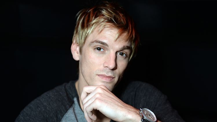 So sah Aaron Carter vor seinen Gesichtstattoos aus ...