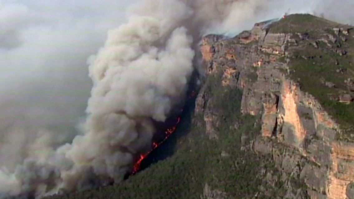 FeuerAustralienBerg.jpg