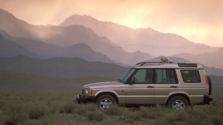 Schnell avancierte der bis zu siebensitzige Disco zum meistverkauften Land Rover.