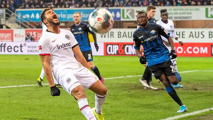 Abwehrspieler Simon Falette fasst die Gefühlslage der Frankfurter ganz gut zusammen.