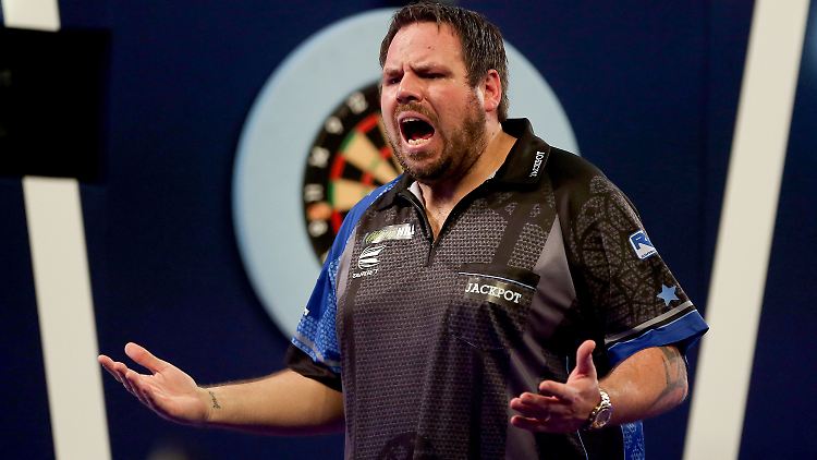 Schrei der Erleichterung: Adrian Lewis steht im Achtelfinale.