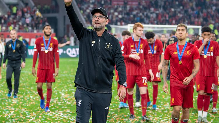 Am Ende der Saison will Jürgen Klopp erneut jubeln. Dafür müssen die kommenden Spiele erfolgreich verlaufen.