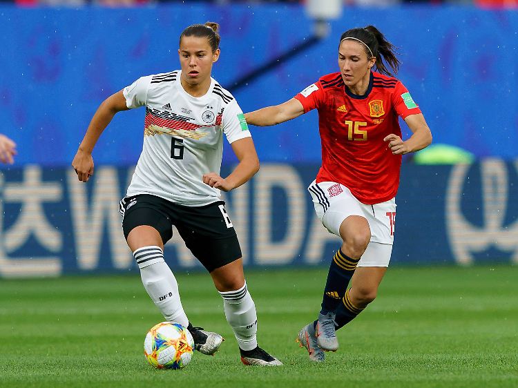 Lena Oberdorf überzeugte bei der WM - nicht nur unsere Kollegin Anja Rau.