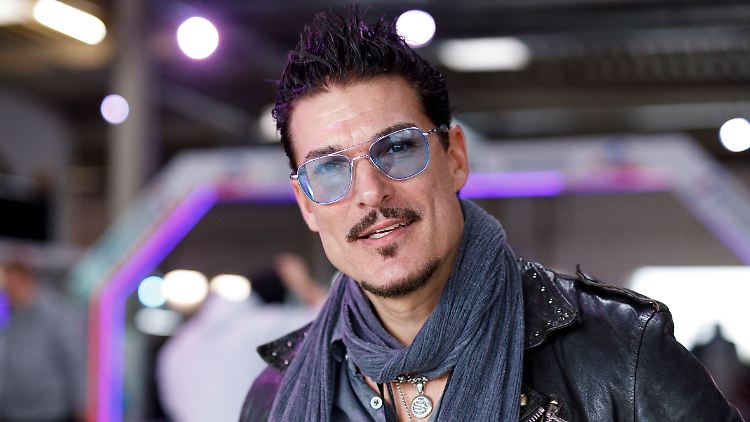 Ist sich in seiner neuen Liebe sehr sicher: Currywurst-König Chris Töpperwien.