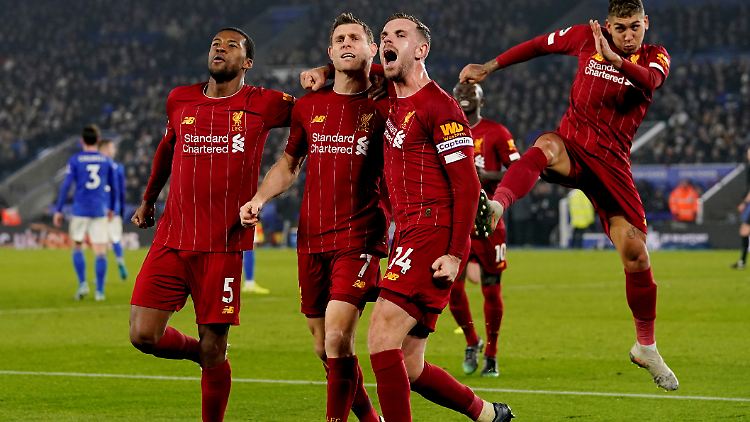 Im Topspiel baut Liverpool den Abstand auf Leicester City nochmal deutlich aus.