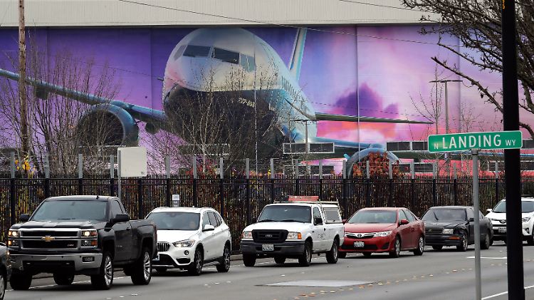 Zwei verheerende Flugzeugabstürze haben Boeing vom erfolgsverwöhnten Vorzeigekonzern zu einem Krisenfall mit ungewisser Zukunft gemacht.