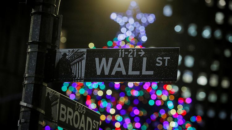Weihnachten ist vorbei und so geht es auch an der Börse in der Wall Street wieder weiter.