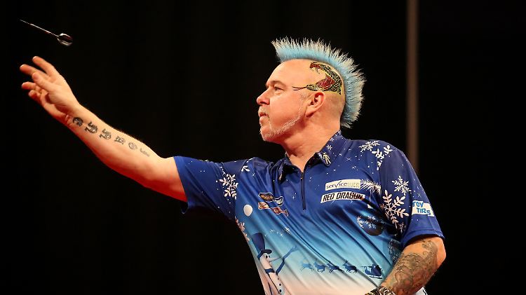 Peter "Snakebite" Wright gewann das Schlangen-Duell trotz einer furiosen Aufholjagd von Jeffrey "The Black Cobra" de Zwaan.