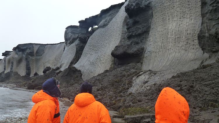 Auftauender Permafrost im Lena-Delta in Sibirien. Foto: Alfred-Wegener-Institut