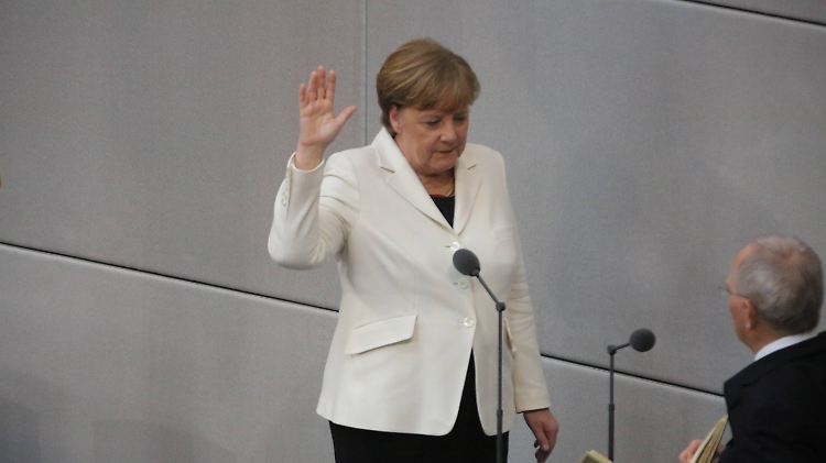 Angela Merkel legte 2018 ihren vierten und letzten Amtseid ab.