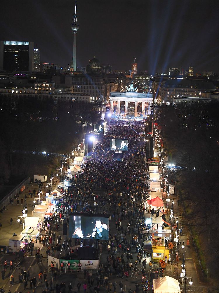 Reger Andrang auf der Partymeile.