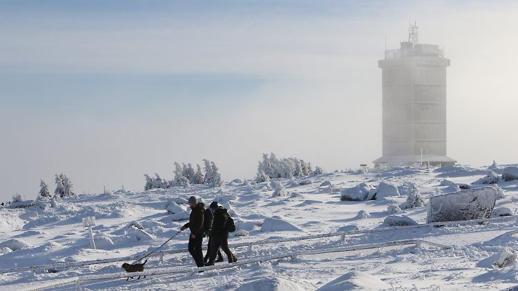 Seit 180 Jahren wurde auf dem Brocken mit menschlichem Auge das Wetter beobachtet.