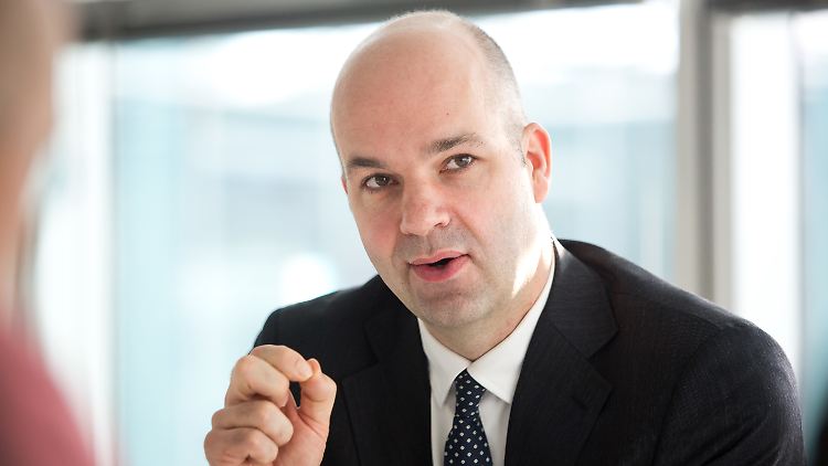 Der Chef ders größten deutschen Wirtschaftsinstituts sieht die Konjunktur im Rückwärtsgang. 