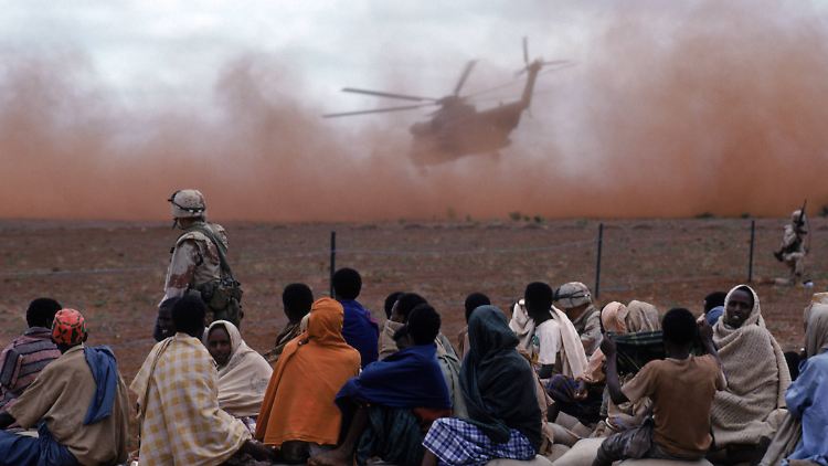 Das US-Militär fliegt in Somalia auch immer wieder Luftangriffe auf Islamisten. (Archivbild)
