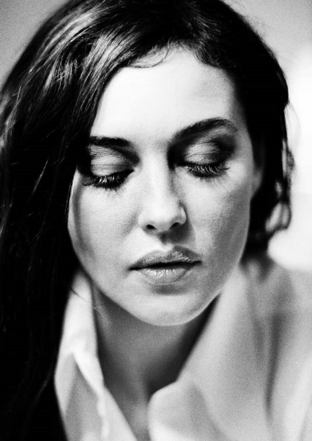Die Fotografin Birgit Kleber porträtiert bereits seit vielen Jahren Filmstars - nationale wie internationale,  Schauspielerinnen ... (Monica Bellucci, 2001)