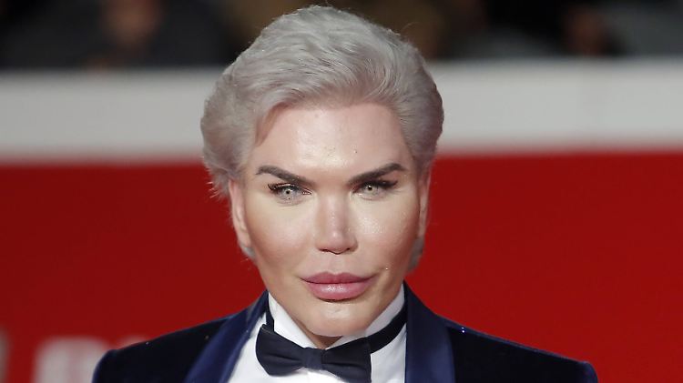 Da war er noch Ken: Rodrigo Alves.