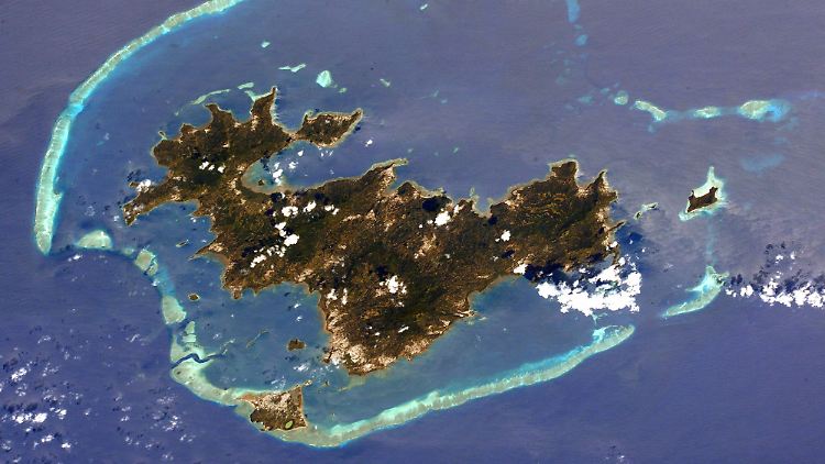 Die Insel Mayotte zwischen Afrika und Madagaskar, von der Internationalen Raumstation aus fotografiert.