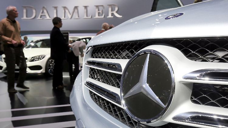 Die Daimler-Aktie fiel zwischen 2012 und 2018 von über 90 auf unter 60 Euro.