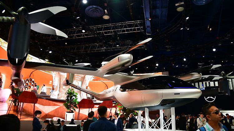 Hyundai soll in Zukunft für Uber Flugtaxis bauen und zeigt es auch auf der CES.