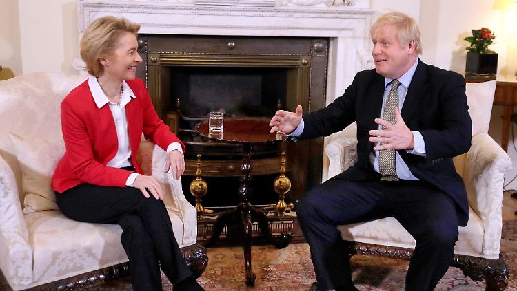 Wenigstens ist er lustig: EU-Kommissionschefin von der Leyen kann Premier Johnson nicht für eine längere Übergangsfrist erwärmen.
