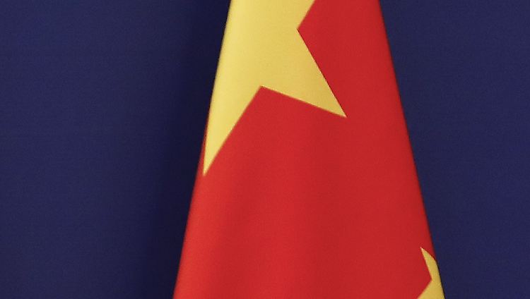 Der Handelsstreit der beiden weltgrößten Volkswirtschaften USA und China belastet laut Weltbank das globale Wirtschaftswachstum auch 2020.