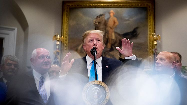 Bauen wie im Wilden Westen: US-Präsident Trump weicht Umweltstandards bei Bauvorhaben auf.