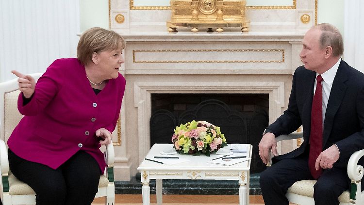 Erstmals seit 2018 reiste Merkel wieder nach Moskau.