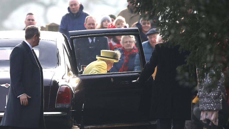Eine einschneidende Entscheidung für das britische Königshaus: Die Queen muss wohl auf zwei ihrer wichtigsten Sympathieträger verzichten.