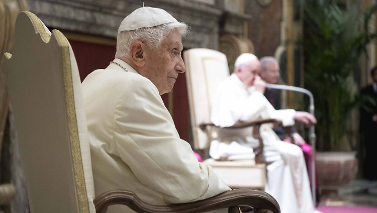 War die angebliche Zölibat-Einlassung von Ex-Pontifex Benedikt schlicht ein Missverständnis?