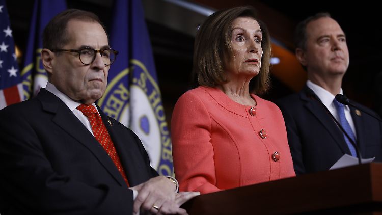 Demokraten auf Impeachment-Mission: Jerry Nadler (v.l.), Nancy Pelosi und Adam Schiff.