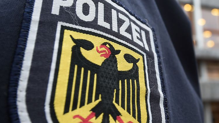 Die Bundespolizei bestätigt die Landung der Maschine aus der Türkei, an Bord eine terrorverdächtige Deutsche.