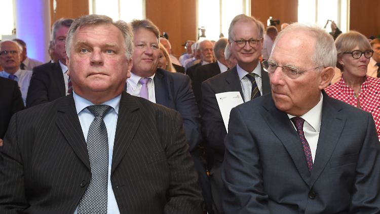 Alte Weggefährten: Günther Krause und Wolfgang Schäuble (v.l.)