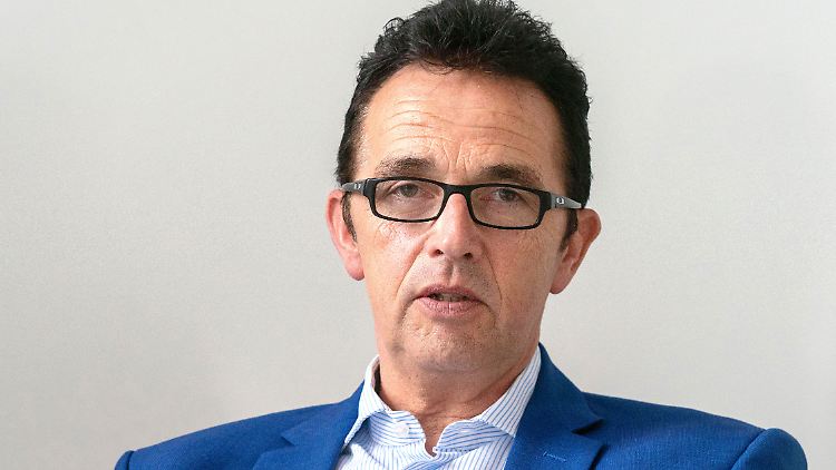 Christoph Landscheidt hat einen Waffenschein beantragt, um sich nach eigener Aussage selbst zu schützen.