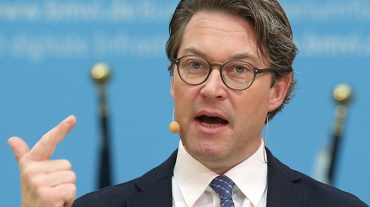 Minister Scheuer steht in der Kritik - sein Fehlverhalten soll den Steuerzahler Millionen kosten.