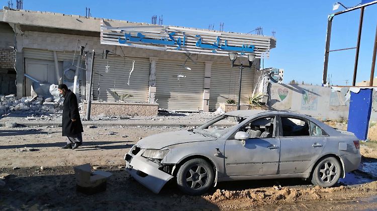 Libyens Premier fordert ein internationales Eingreifen zum Schutz der Bevölkerung des Landes.