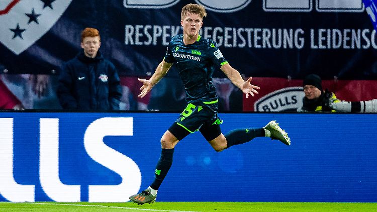 Marius Bülter trifft bereits nach zehn Minuten - und durchkreuzt die Pläne der Fans.