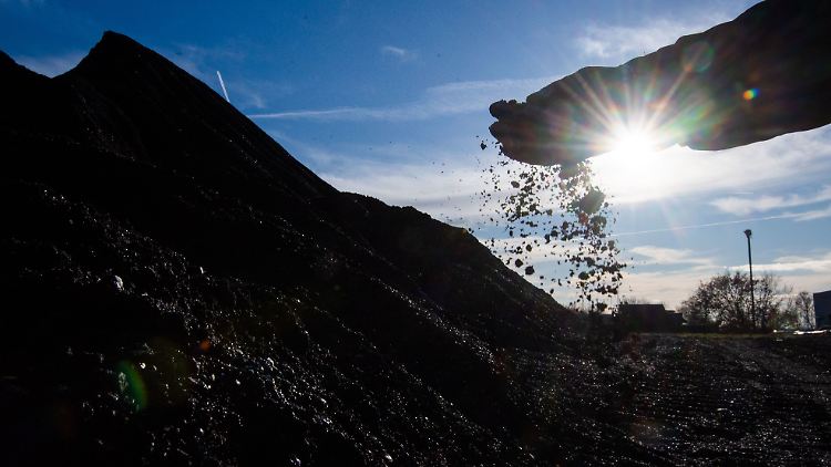 Steinkohle für die klimaschädliche Kohleverstromung im Kraftwerk Mehrum im Landkreis Peine.
