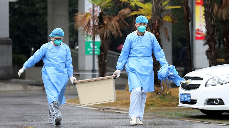 Gesundheitsexperten warnen vor besonders ansteckenden Patienten, die das Virus schneller streuen könnten. 