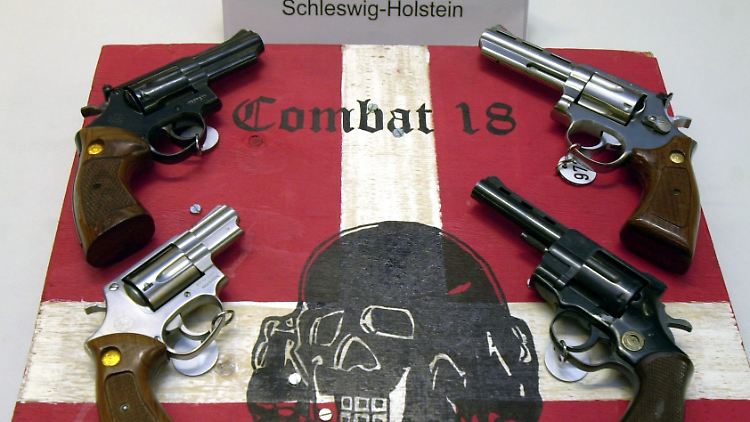 Immer wieder wurden Waffen bei Mitgliedern der Gruppierung sichergestellt.