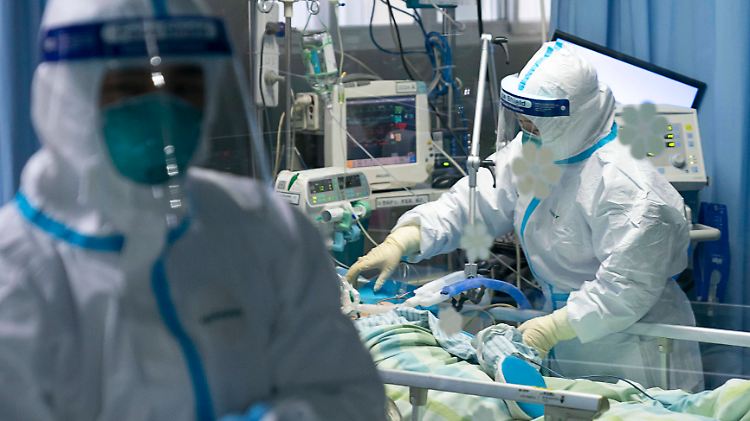 Die ersten Fälle traten in der chinesischen Metropole Wuhan auf.