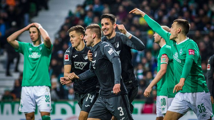 Werders Maximilian Eggestein zeigt es an: In Bremen jubeln meist die Gäste.