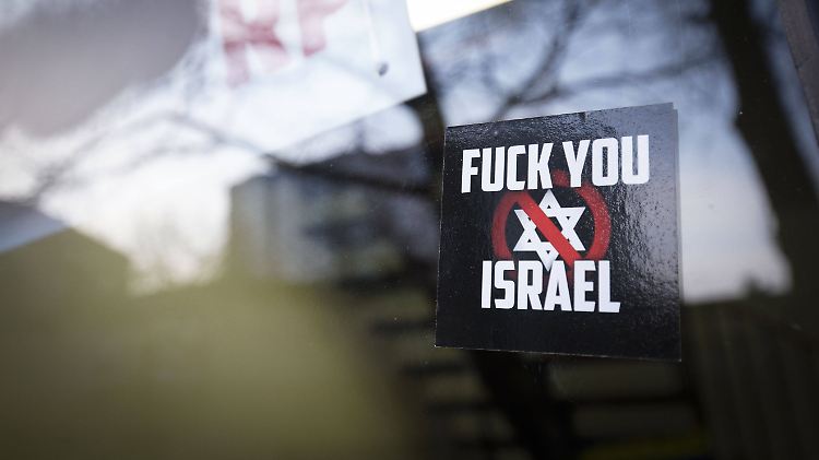 Dieser Aufkleber stammt von dem rechtsextremen Versandhandel "Druck18" und ist ein Beispiel für rechten israelbezogenen Antisemitismus.