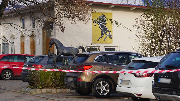 Der 15-Jährige wurde wohl in seinem Wohnhaus in Güglingen getötet.