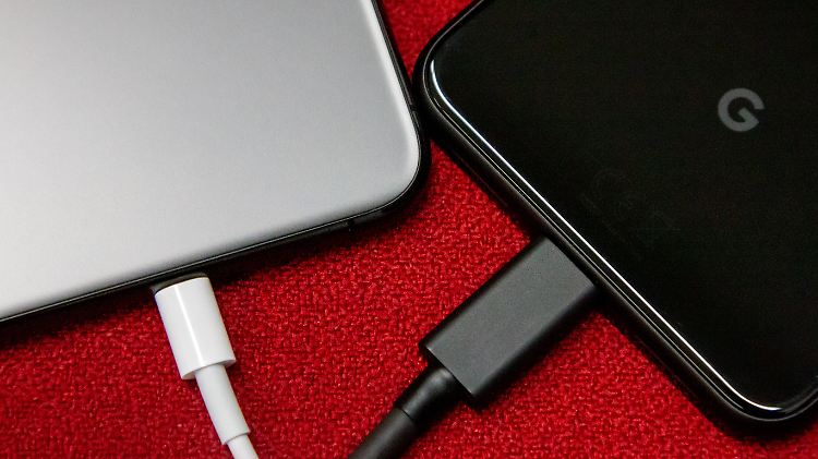 Wird man im kommenden Jahr iPhones mit einem Android-Ladekabel auftanken können?