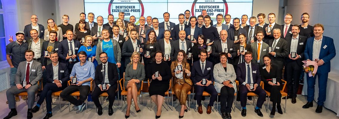 Die Preisträger wurden feierlich in der Berliner Bertelsmann-Repräsentanz ausgezeichnet.