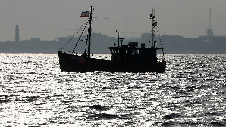 Kutter auf der Ostsee vor Warnemünde: Nach dem Austritt Großbritanniens aus der EU müssen London und Brüssel ihr Verhältnis neu regeln.