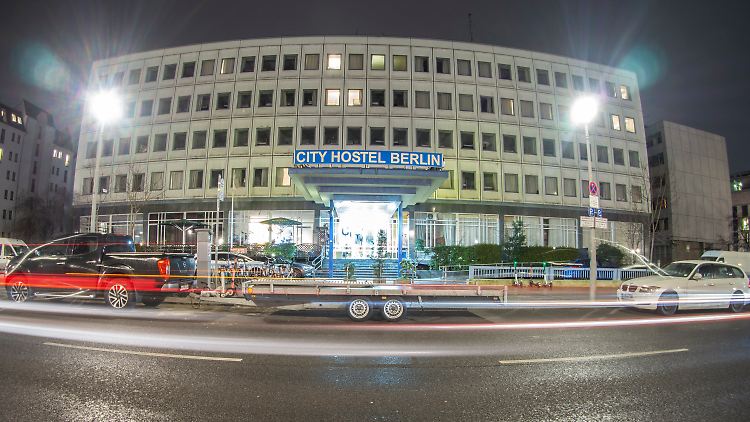 Ein Prachtbau ist es nicht gerade, das umstrittene City Hostel auf dem Boden der nordkoreanischen Botschaft in Berlin.