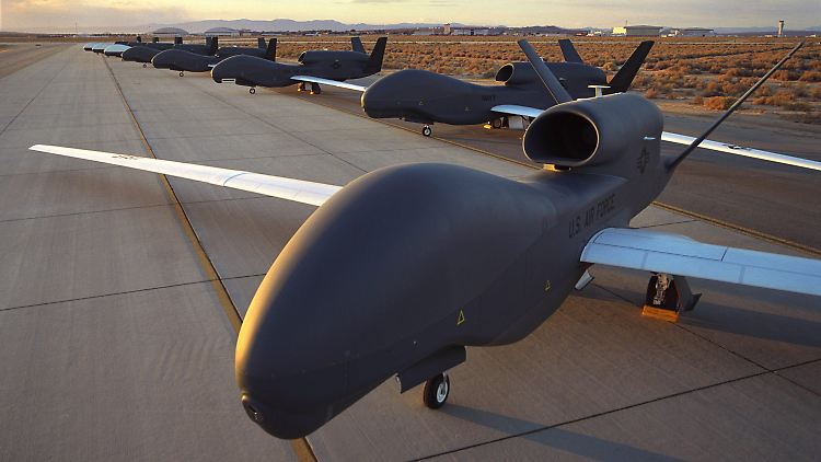 Drohnen des amerikanischen Konzerns Northrop Grumman.