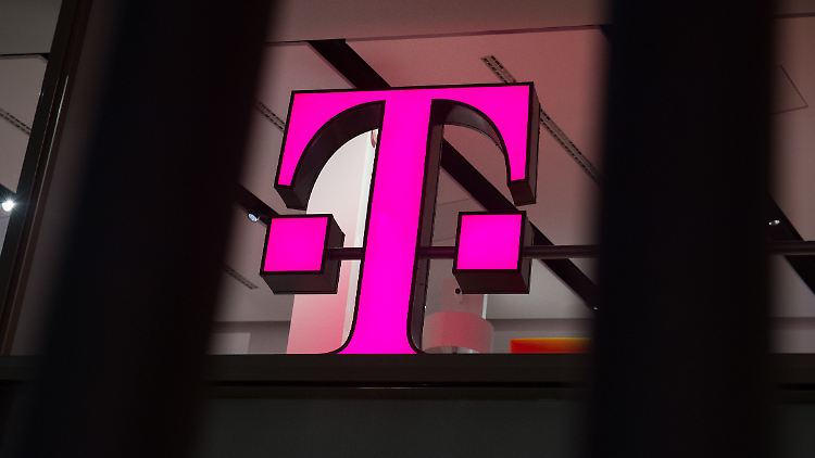 Nicht genug Kunden in den Läden: Die Telekom schließt jeden fünften Shop. 